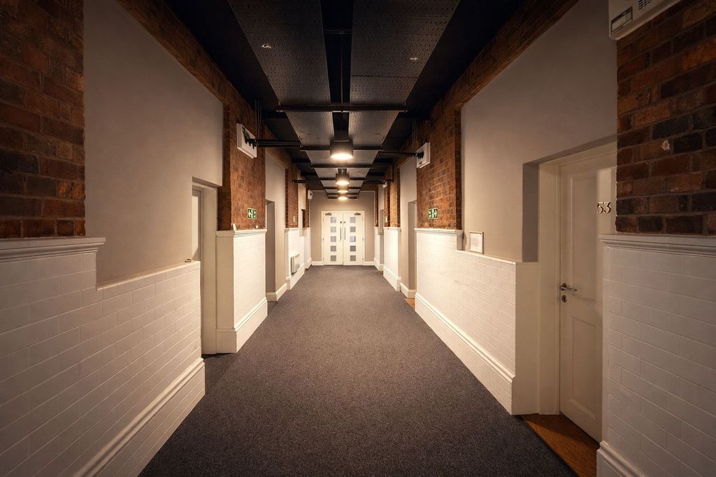 Property photo 2 of 8 Gallery