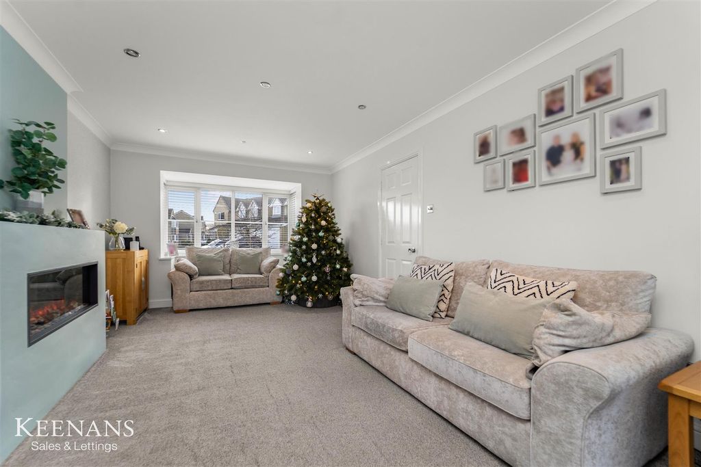 Property photo 3 of 31 3.Jpg