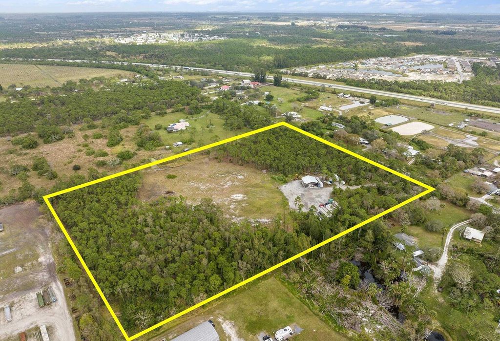 Property photo 1 of 6
