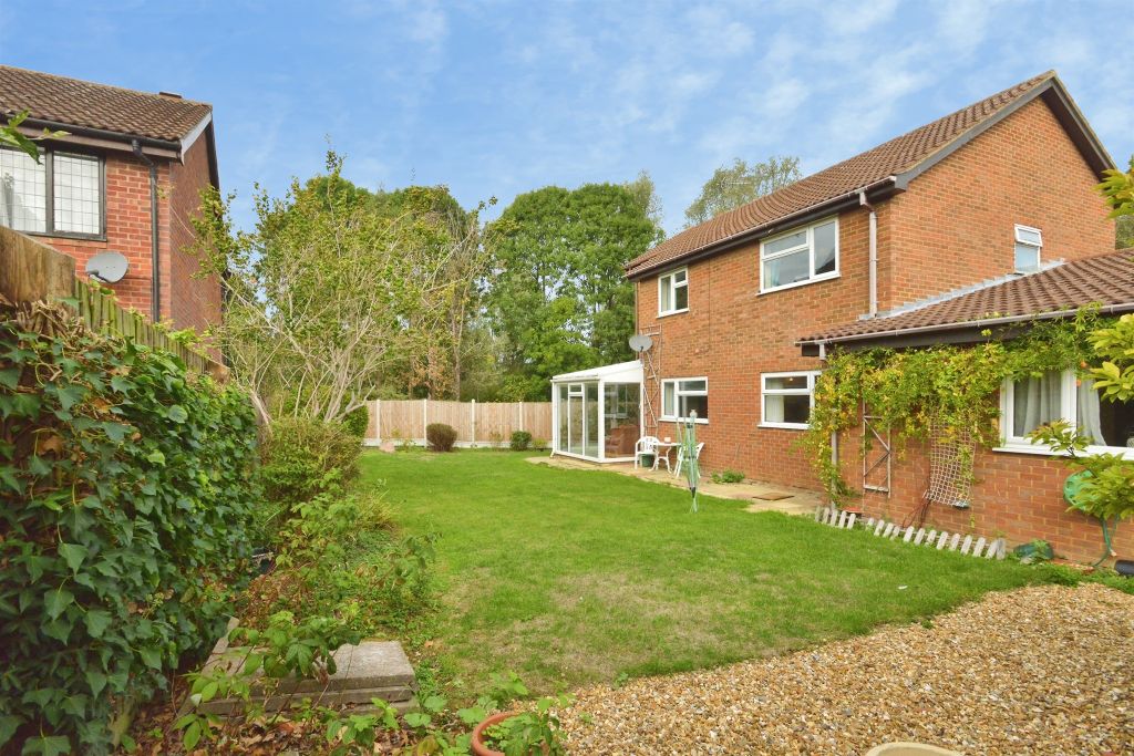 Property photo 2 of 14