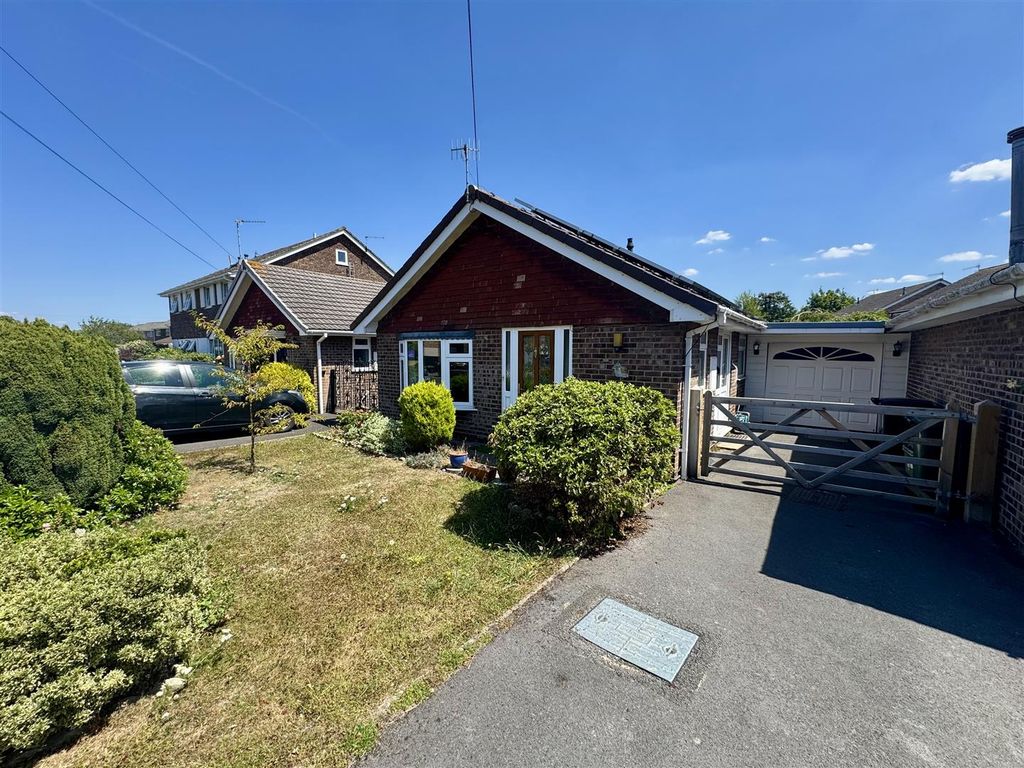 Property photo 1 of 16 Front Sunny.Jpg