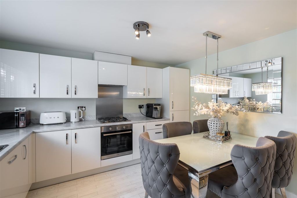 Property photo 3 of 15 _A7R8758-Hdr.Jpg