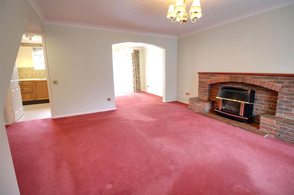 Property photo 3 of 16 Picture No. 14