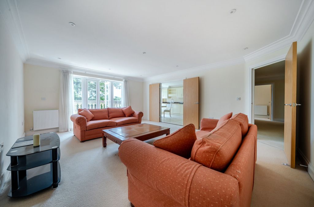 Property photo 2 of 23 1478144-20-6A33d4...