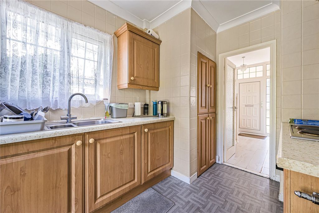Property photo 3 of 20 Robinson Jackson