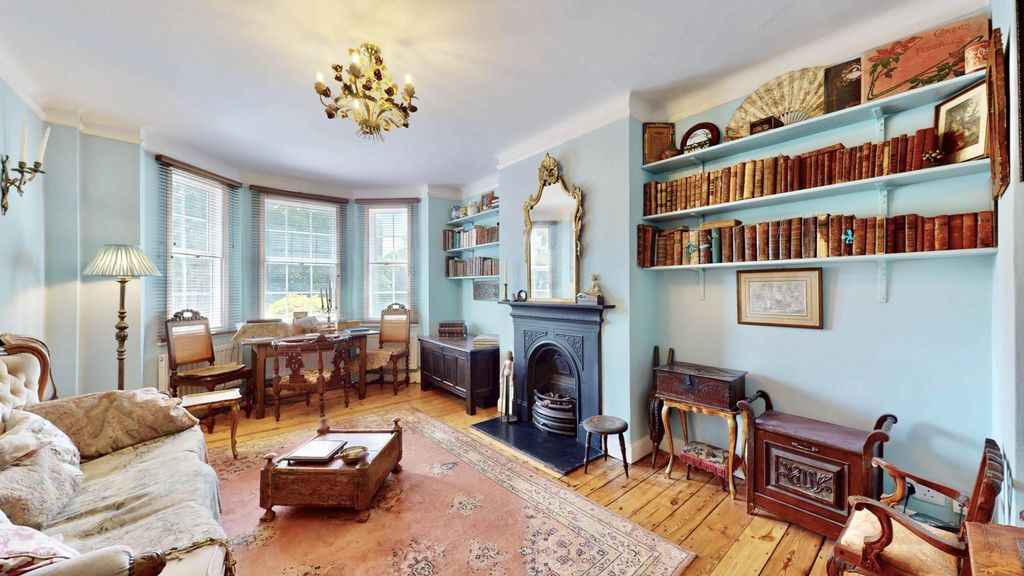 Property photo 1 of 15