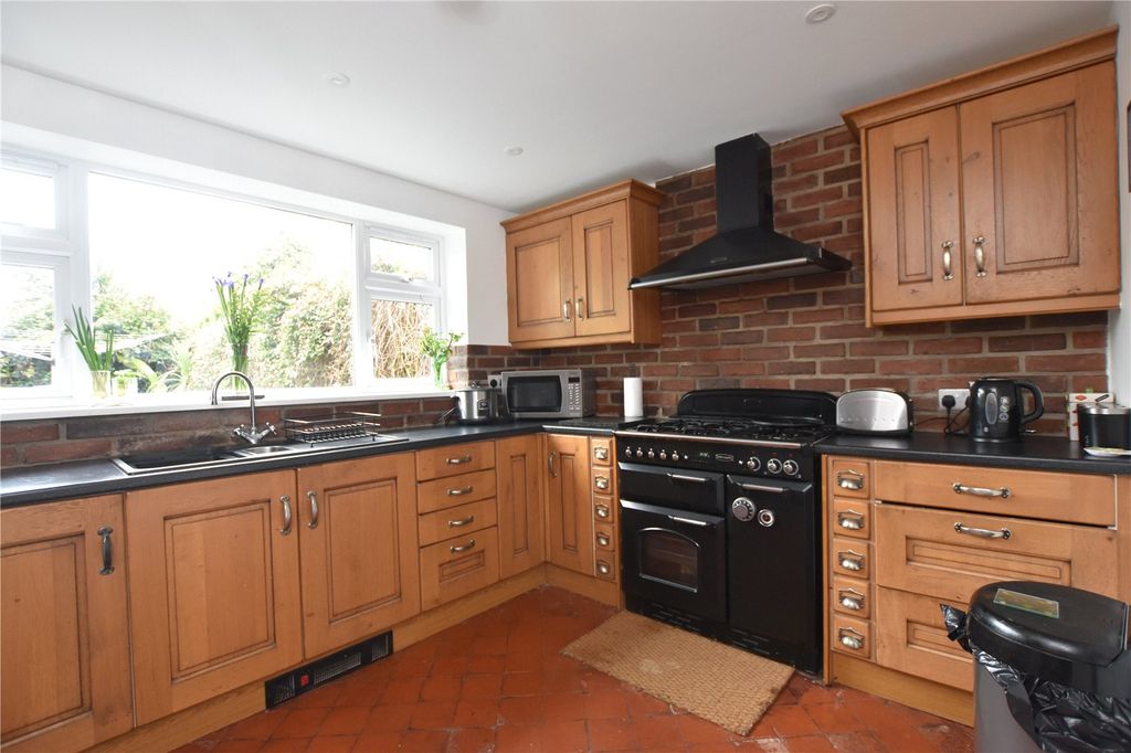 Property photo 3 of 23 Picture No. 09