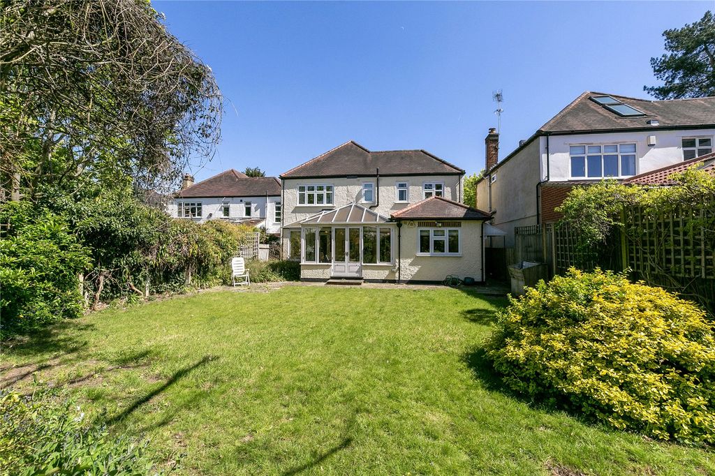 Property photo 2 of 20 Picture No. 17