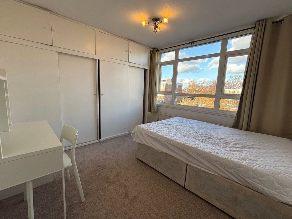 Property photo 3 of 15 Picture No. 16