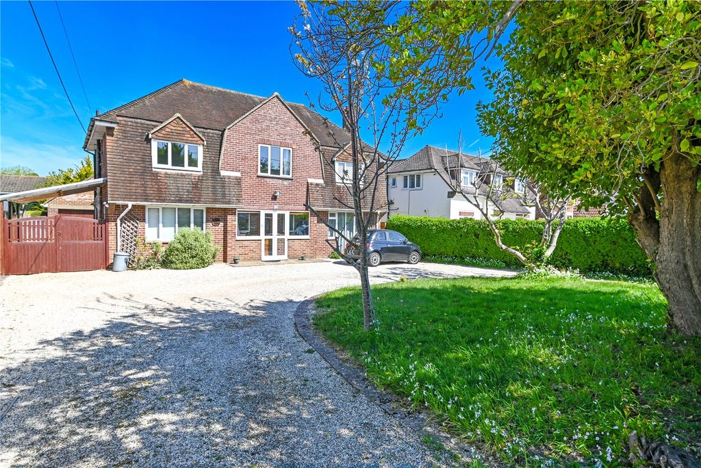 Property photo 1 of 27 Picture No. 31