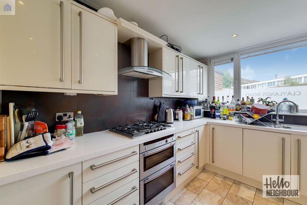 Property photo 2 of 15 Photo 1