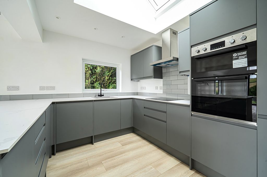 Property photo 3 of 24 1480365 (1).Jpg