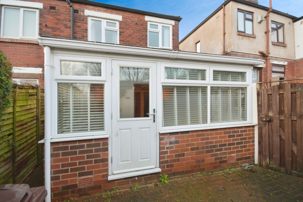 Property photo 2 of 16 Pbox-Img.Jpg