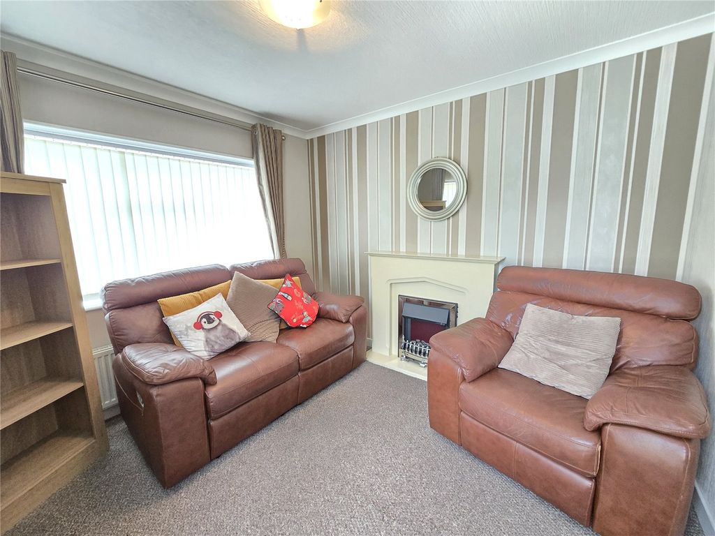 Property photo 3 of 9 Picture No. 02