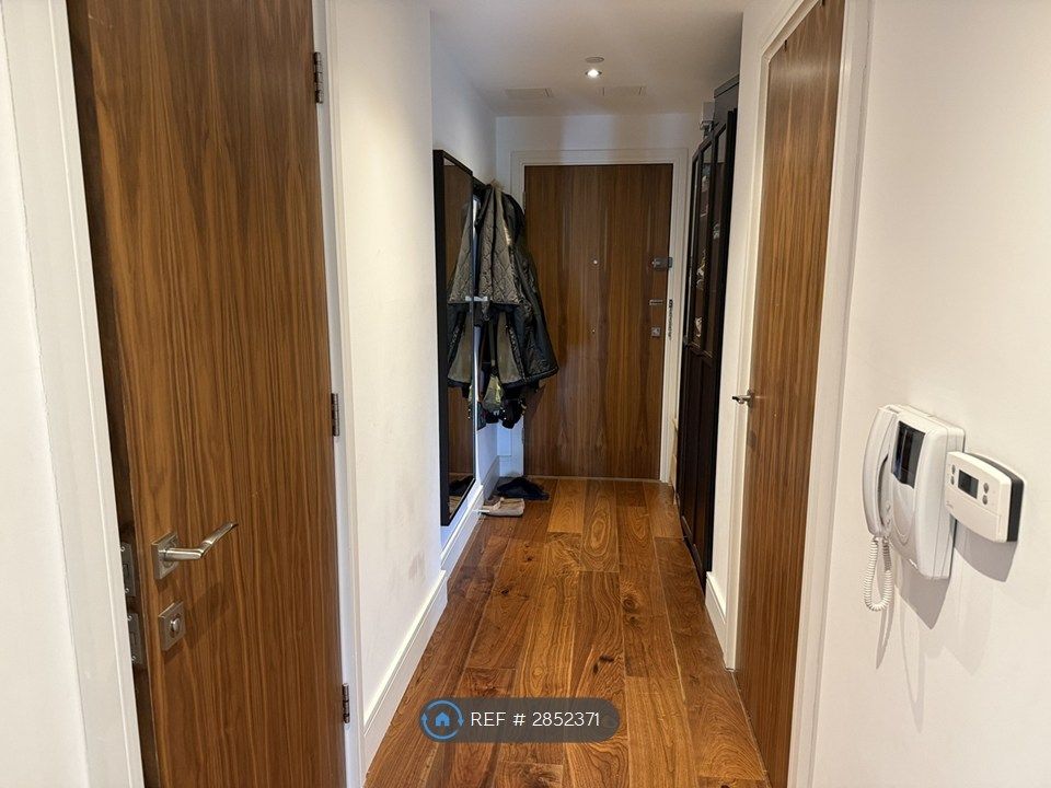 Property photo 3 of 24