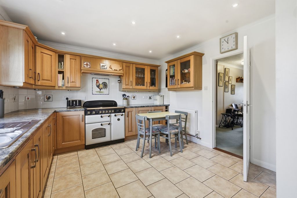 Property photo 3 of 15 41_Img_7282