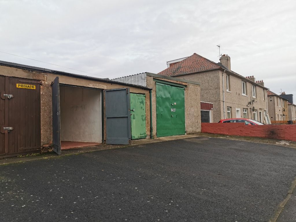 Property photo 3 of 8 Photo 3