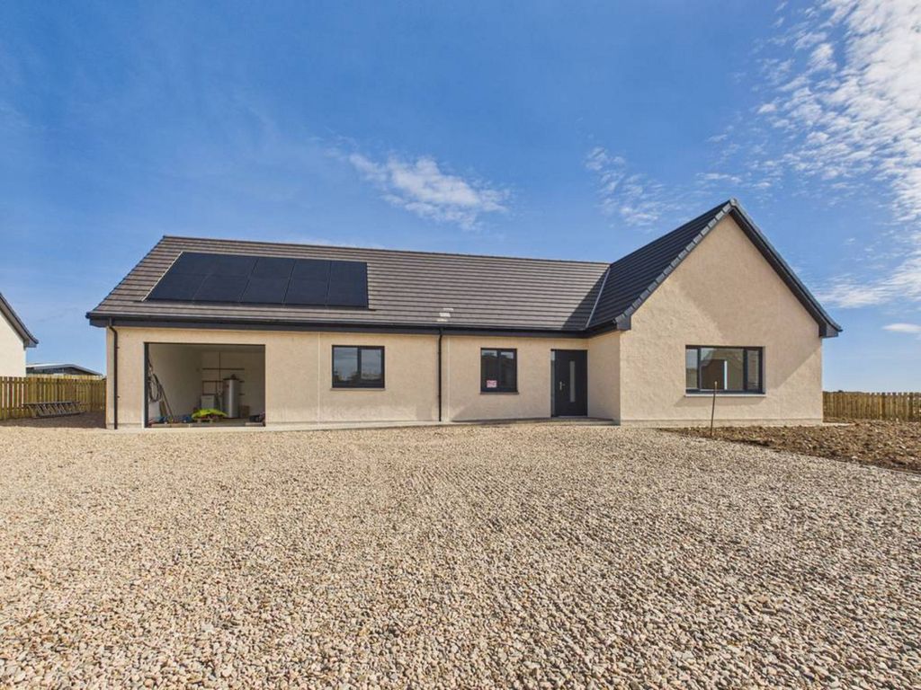 Property photo 1 of 2