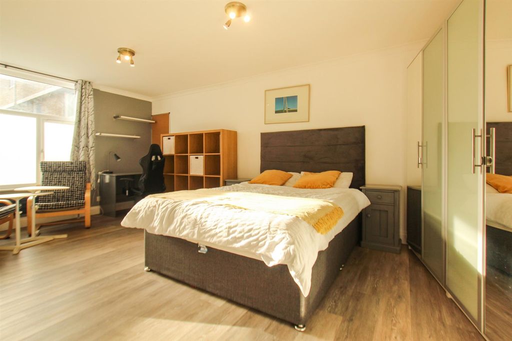 Property photo 2 of 13 1.Jpg