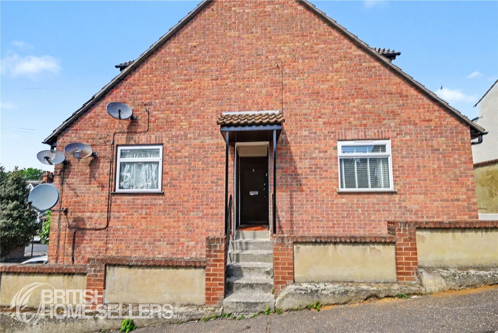 Property photo 1 of 15 Picture No. 13