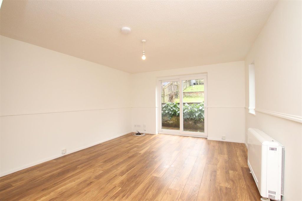 Property photo 3 of 12 Living Room.Jpg