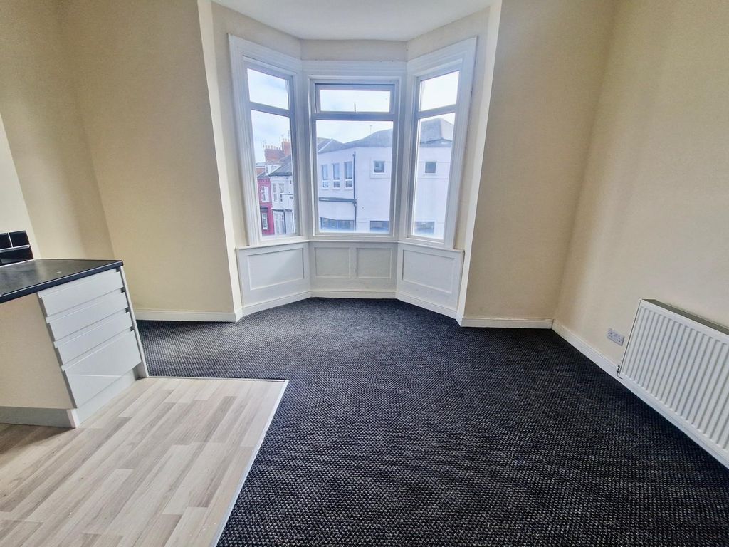 Property photo 2 of 12 341-Hr-2.Jpg