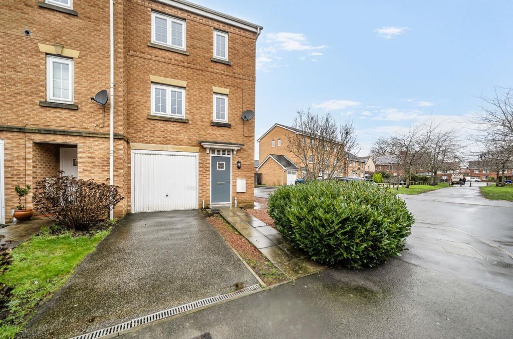 Property photo 1 of 20