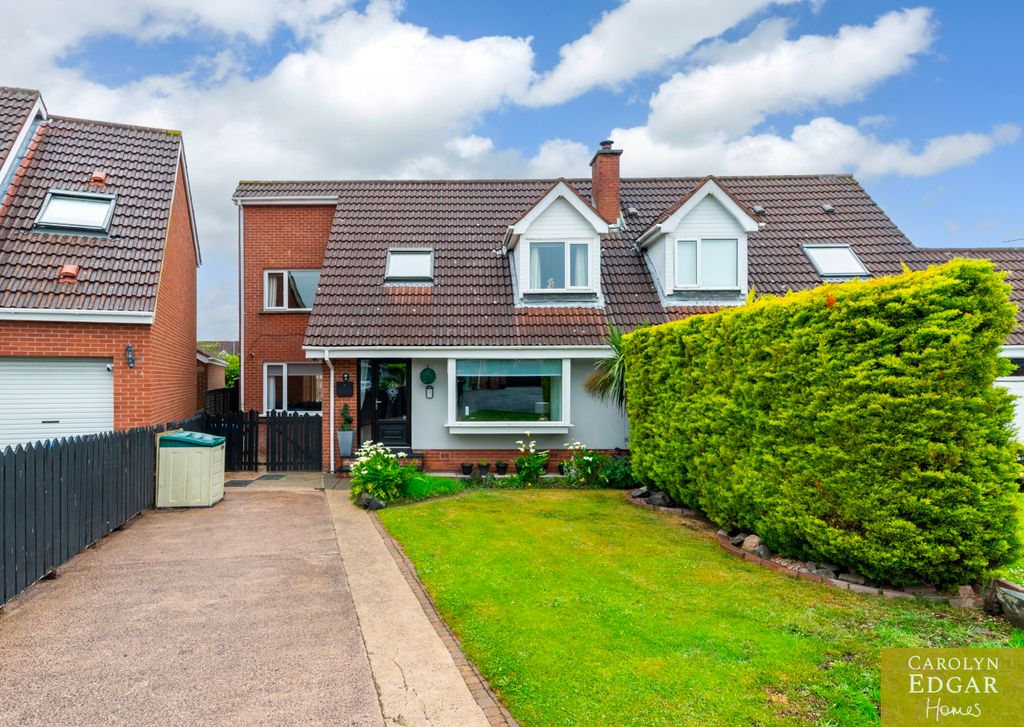 Property photo 1 of 60 001