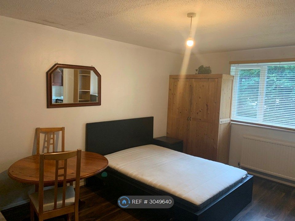 Property photo 3 of 9
