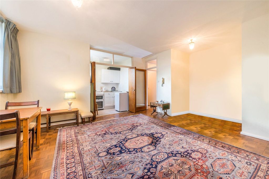 Property photo 2 of 6