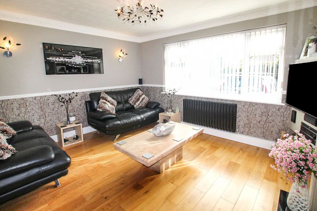 Property photo 2 of 29