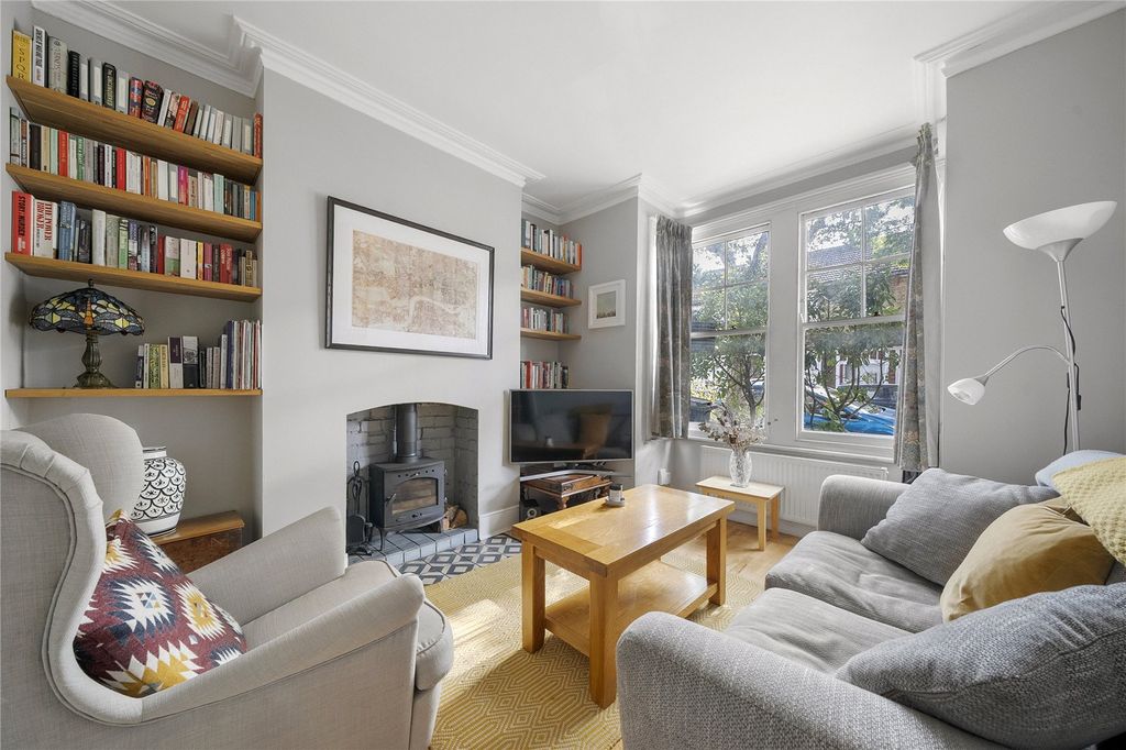 Property photo 1 of 19 Picture No. 08