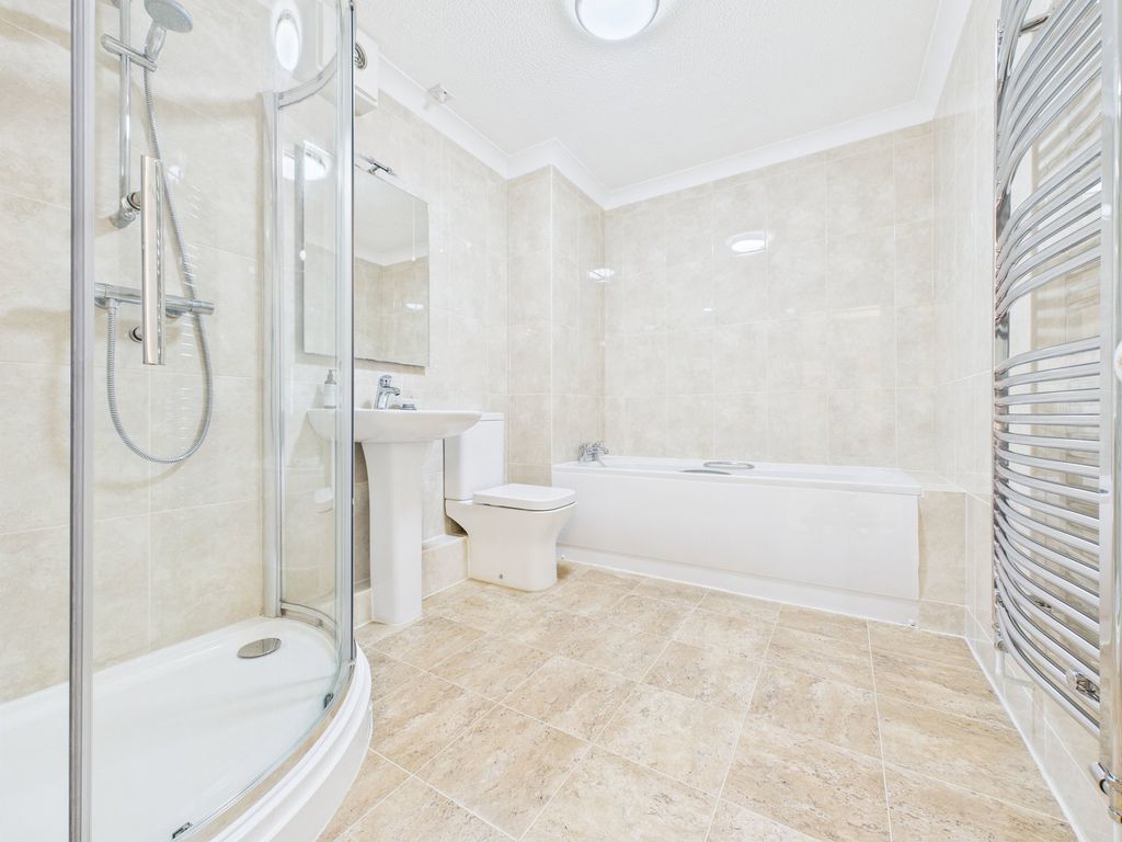 Additional image 6 of 3 bed flat for saleAlta Vista Road, Roundham, Paignton TQ4