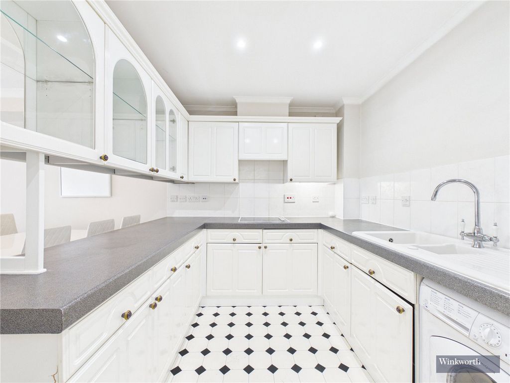 Property photo 3 of 14 Picture No. 09