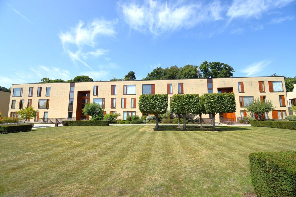 Property photo 1 of 20 External