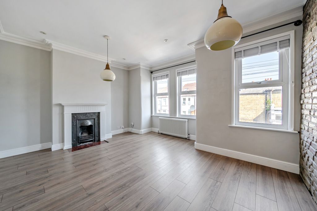 Property photo 1 of 10 1495845-6-6A59F71...