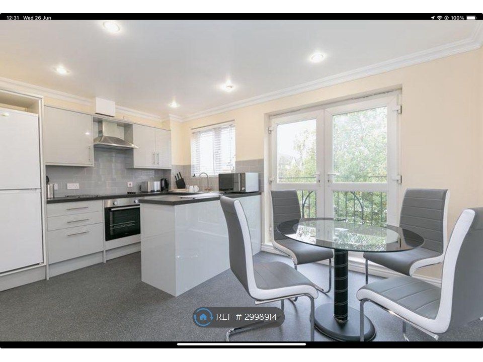 Property photo 3 of 9 Kitchen Diner