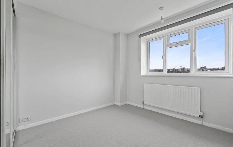 Property photo 3 of 6 45 Annes Court 4 29.01 .Png