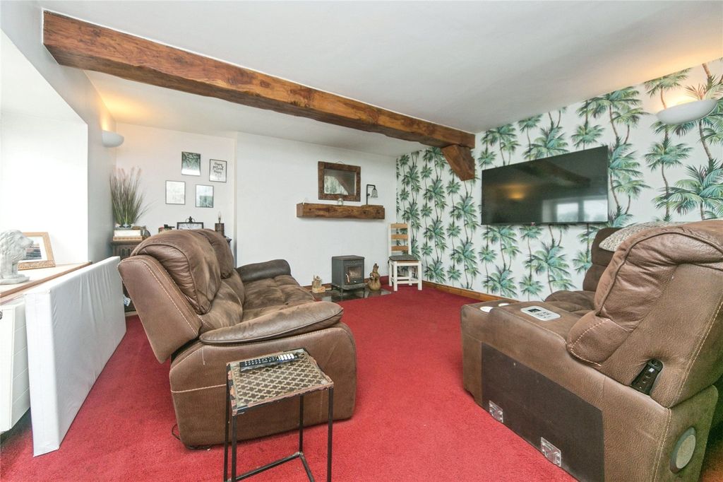 Property photo 3 of 37 Picture No. 46