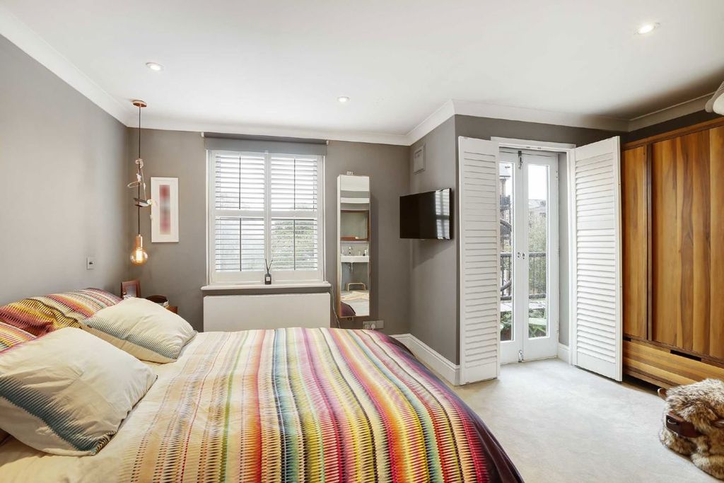 Property photo 2 of 9