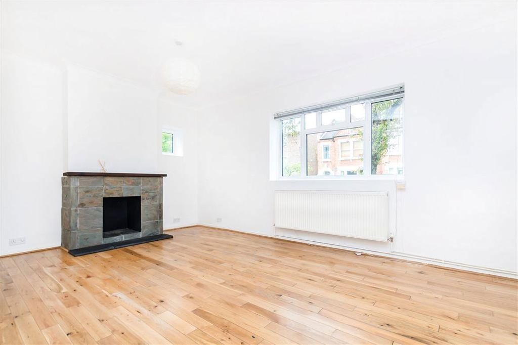 Property photo 2 of 8