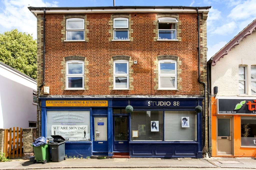 Property photo 1 of 8 Lead