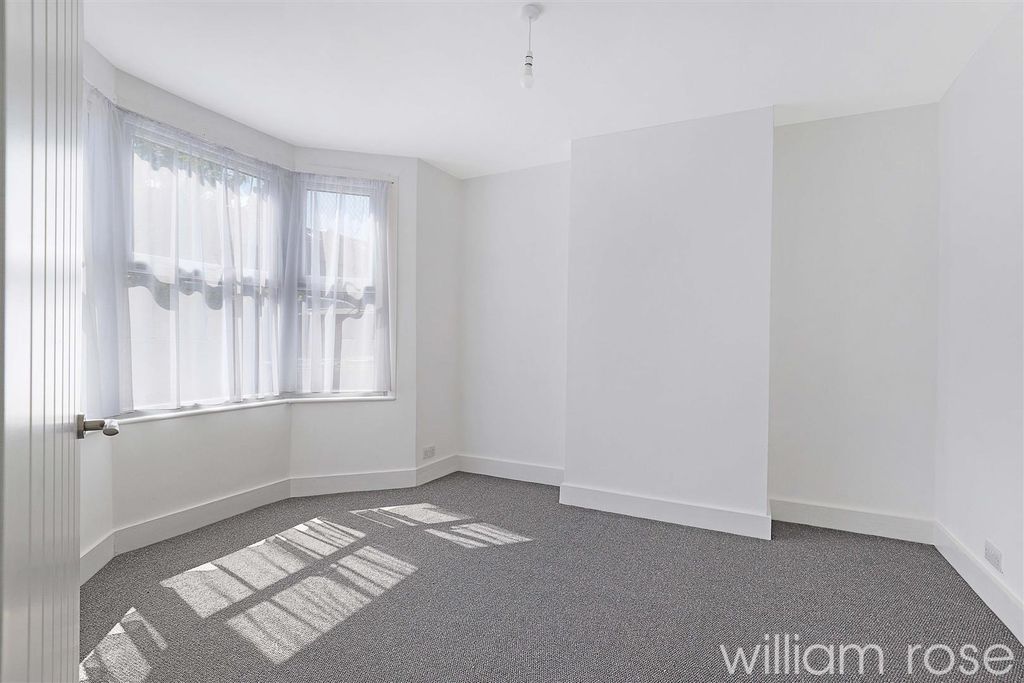 Property photo 3 of 18 Img_4072.Jpg