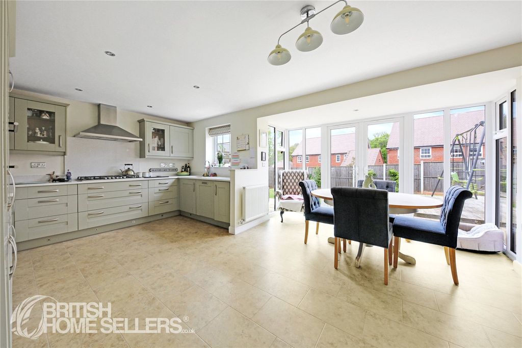 Property photo 2 of 15 Picture No. 06