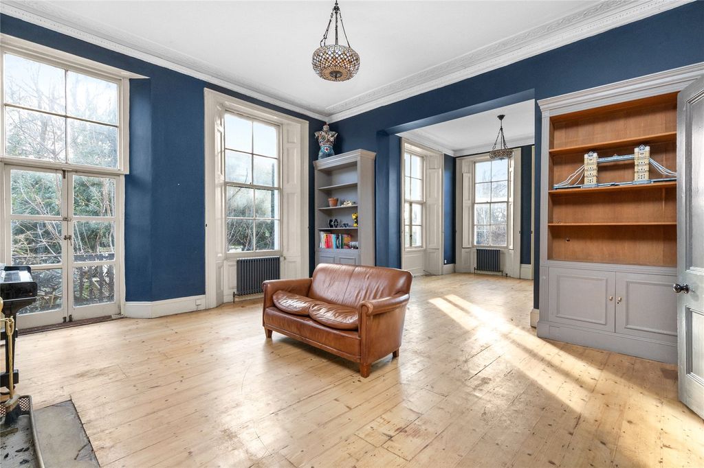 Property photo 2 of 33 Picture 2