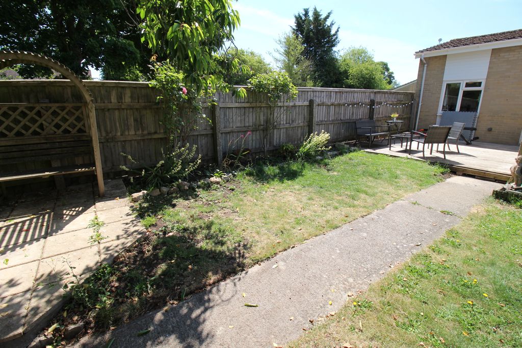 Property photo 2 of 10 Rear Garden