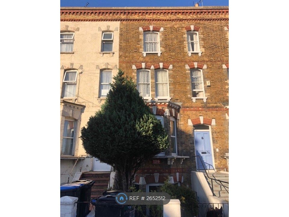 Property photo 2 of 16 Front Of House