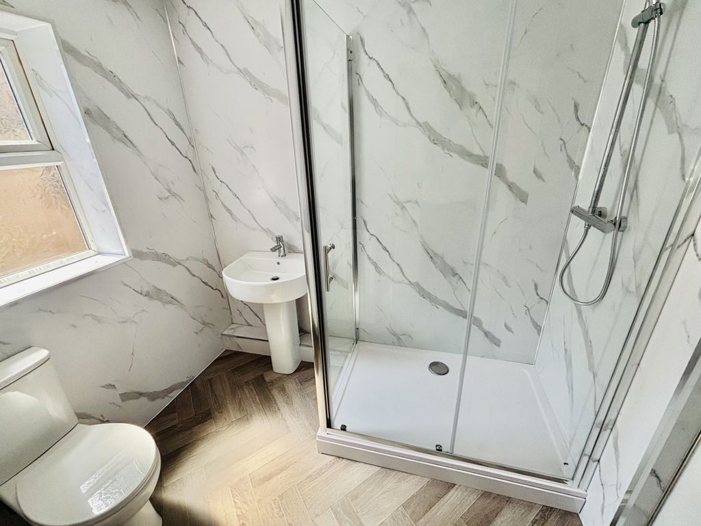 Property photo 3 of 6 Pbox-Img.Jpg
