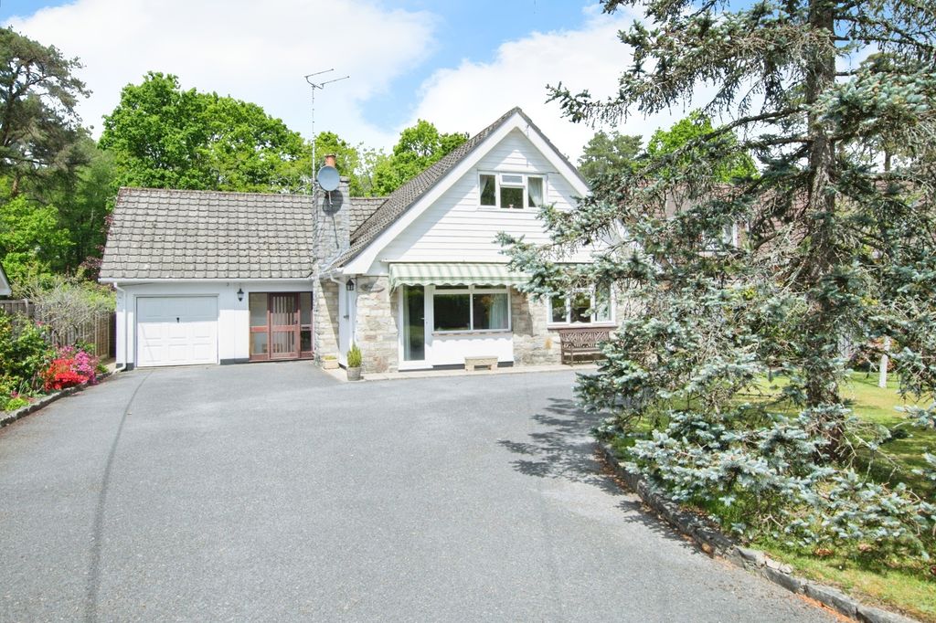 Property photo 1 of 17 Photo