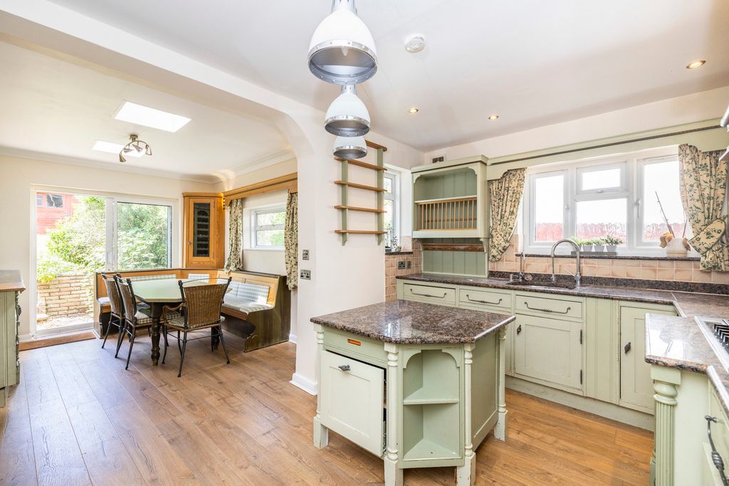 Property photo 1 of 20 Pbox-Img.Jpg